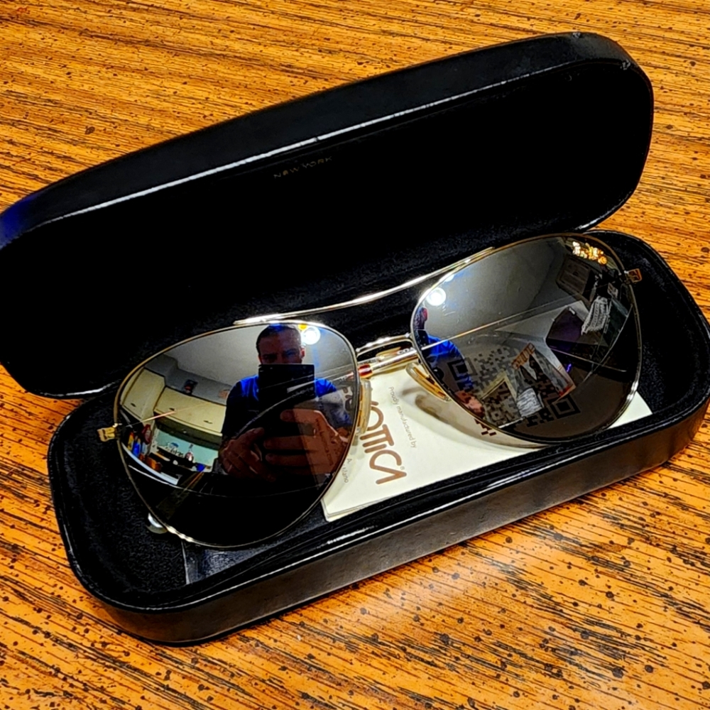 Coach light gold sunglasses hc7079